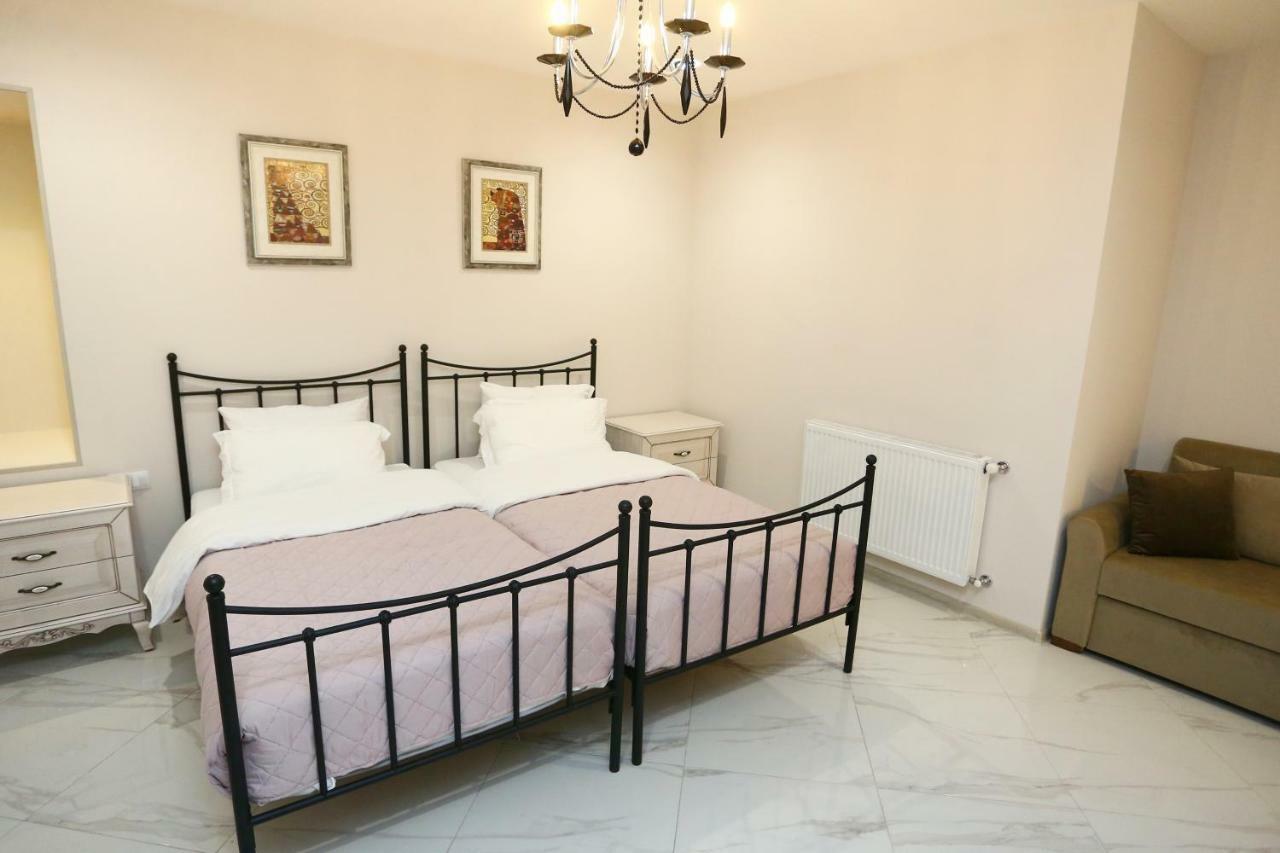 Old Corner Apartman Tbiliszi Kültér fotó