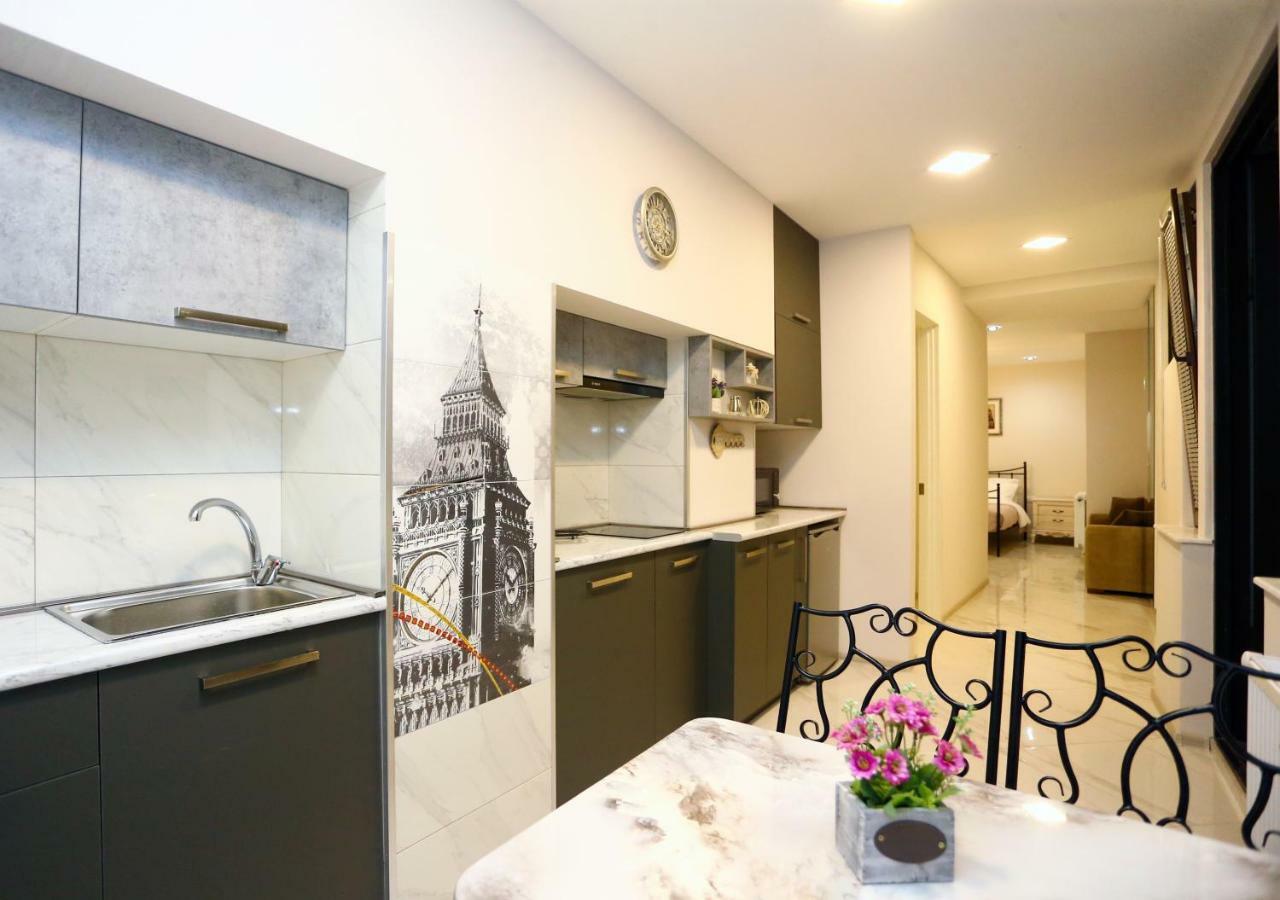 Old Corner Apartman Tbiliszi Kültér fotó