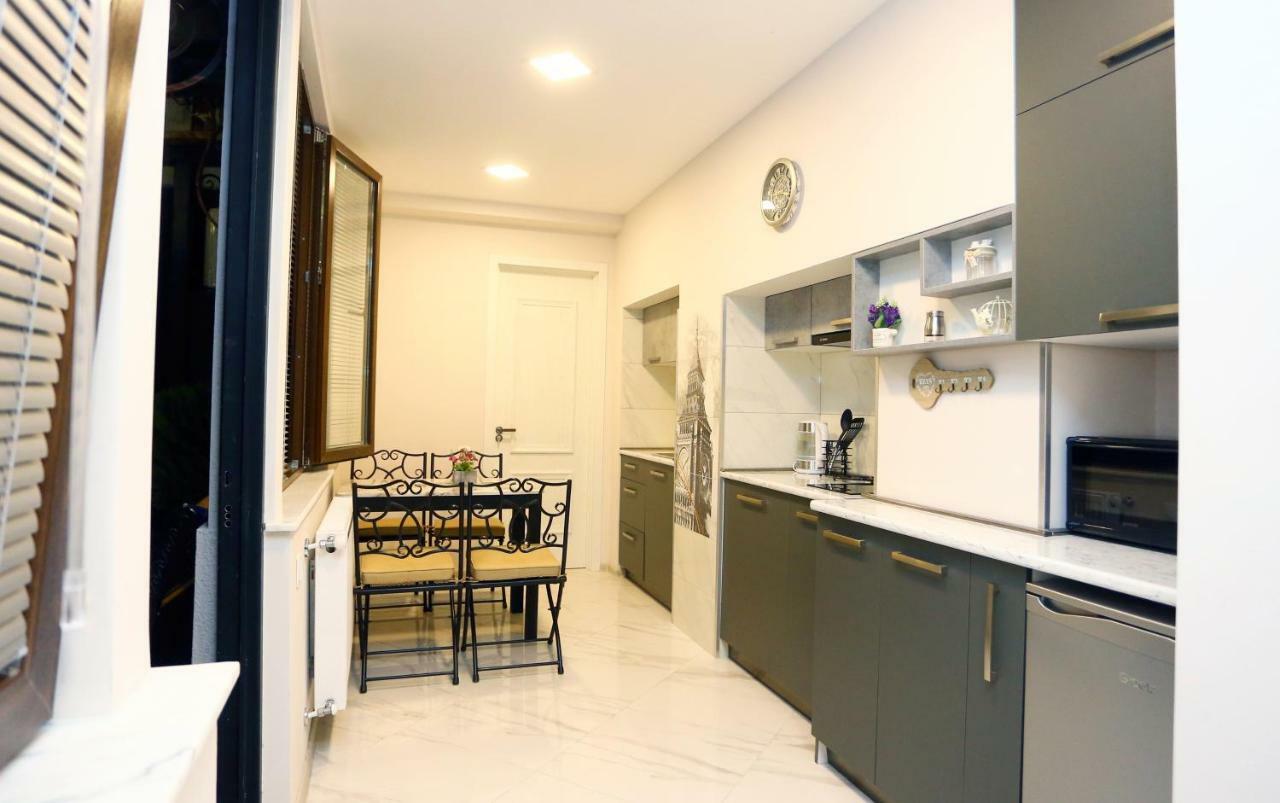 Old Corner Apartman Tbiliszi Kültér fotó