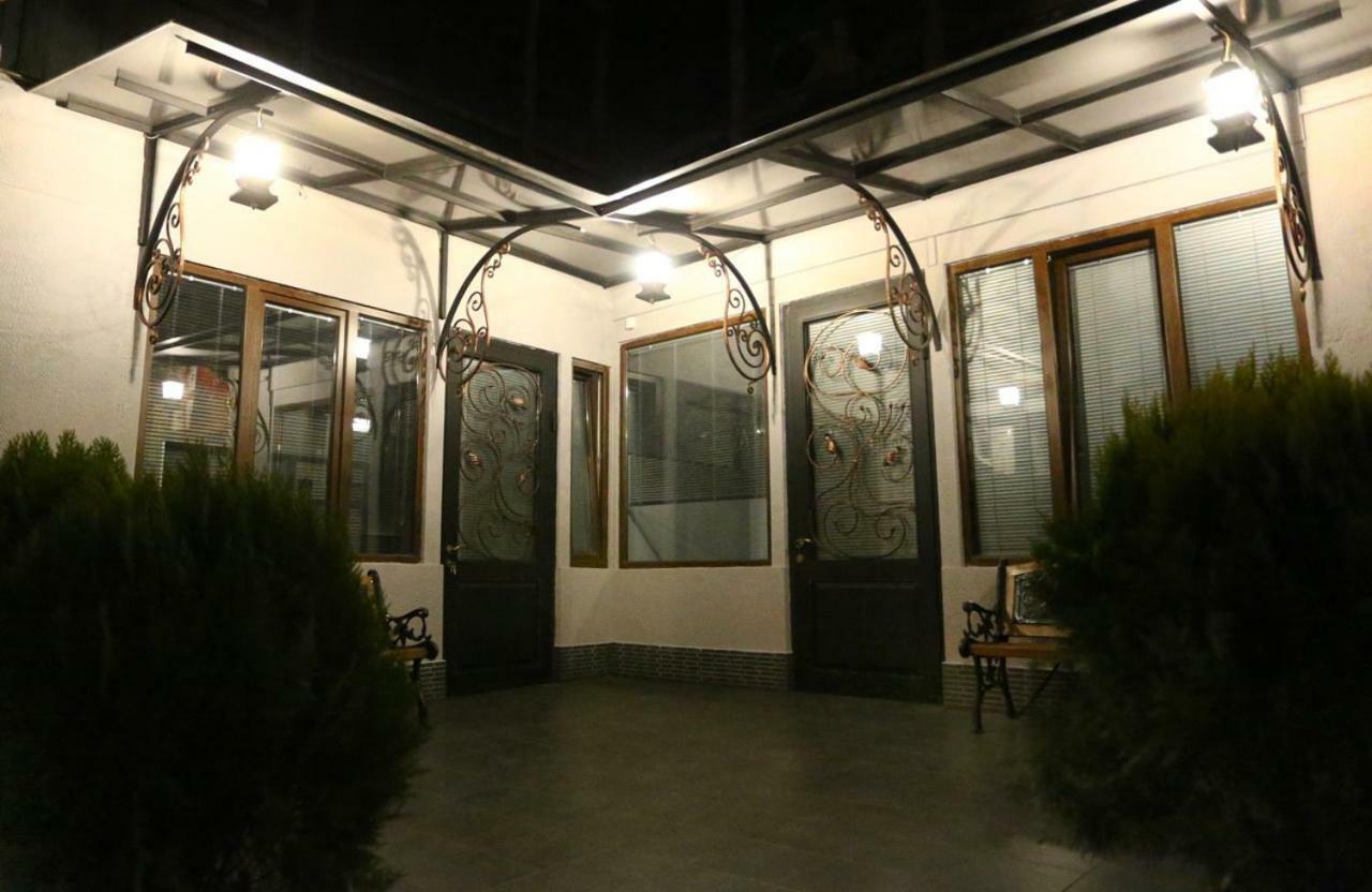 Old Corner Apartman Tbiliszi Kültér fotó