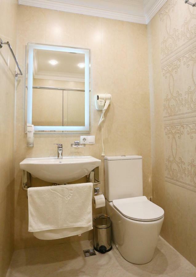 Old Corner Apartman Tbiliszi Kültér fotó